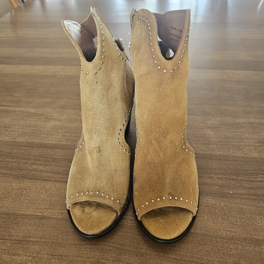 ARIAT TWO24 OPEN TOED/BOOTIES SANDALS SZ 7.5B